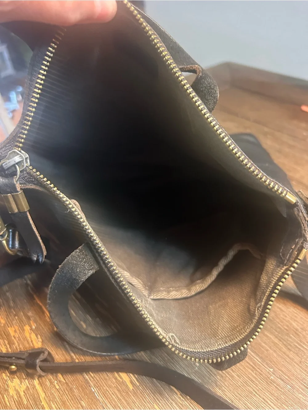 Sakroots Loyola Convertible backpack/shoulderbag
